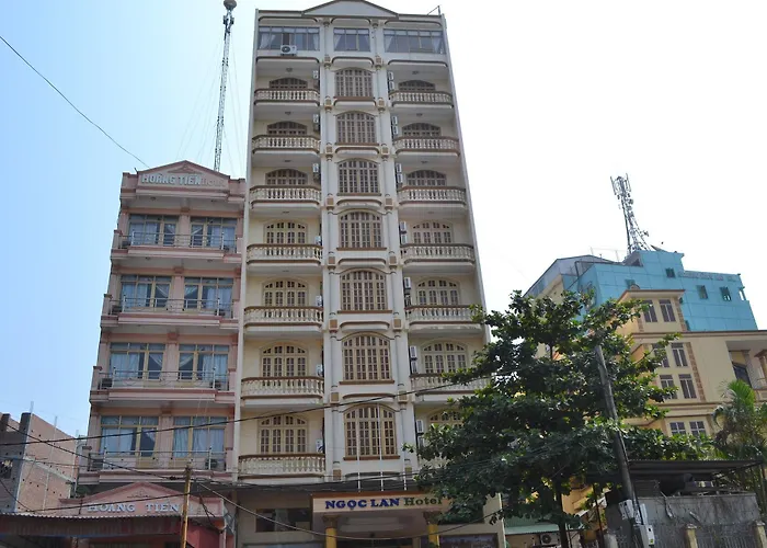 Ngoc Lan Hạ Long