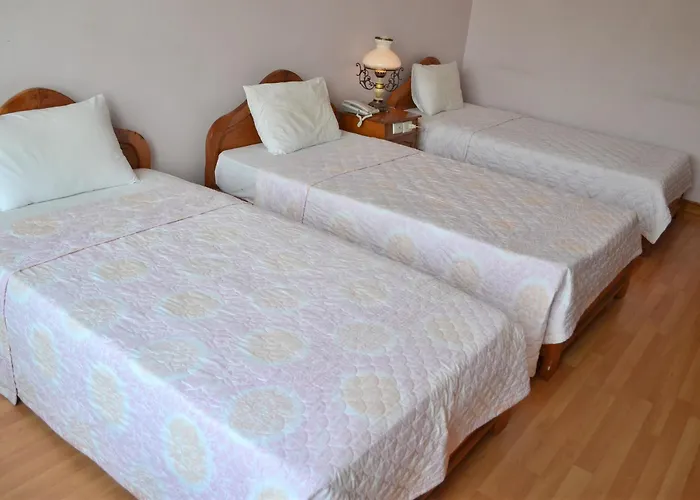 Khách sạn Ngoc Lan Hạ Long